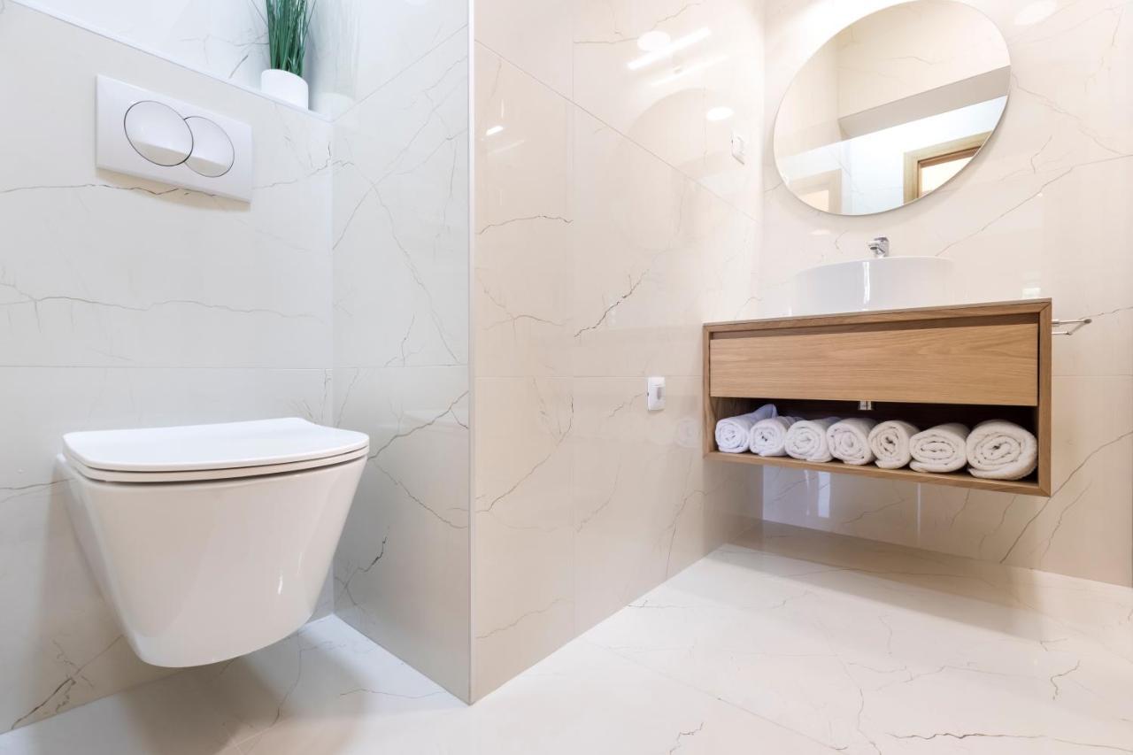 Boutique Apartment Mali Losinj Ngoại thất bức ảnh