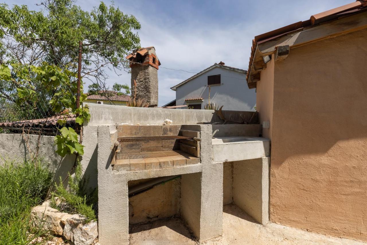 Boutique Apartment Mali Losinj Ngoại thất bức ảnh