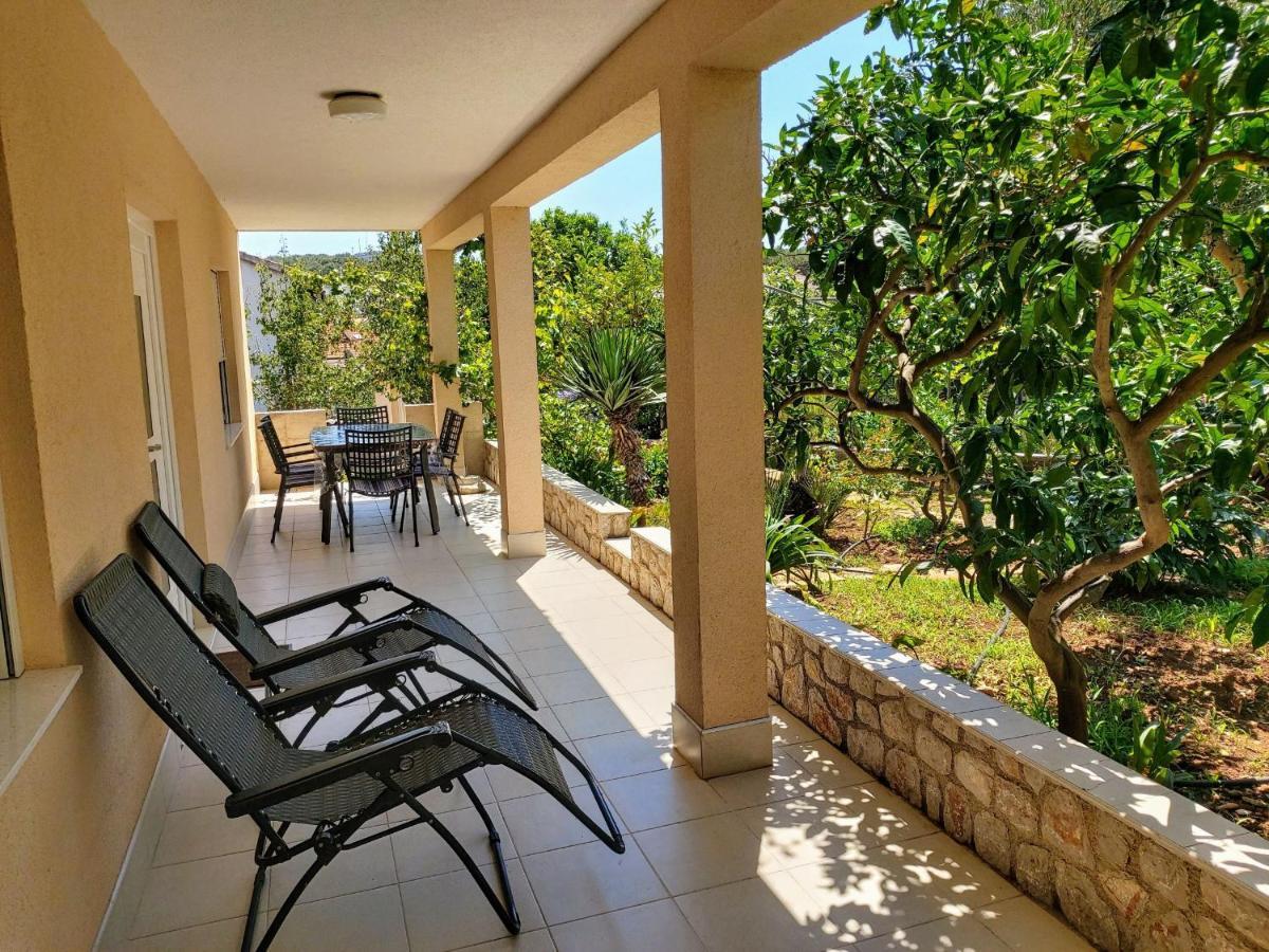 Boutique Apartment Mali Losinj Ngoại thất bức ảnh